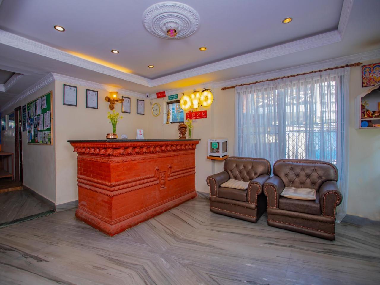 Hotel Garuda Inn Покхара Экстерьер фото